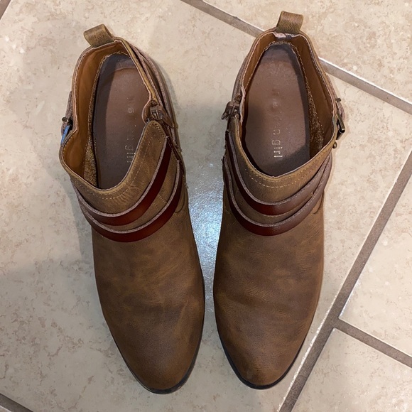 Madden Girl Brown Booties - Picture 4 of 11